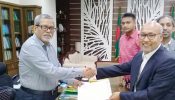 আগামী জাতীয় নির্বাচনে দূতাবাসের মাধ্যমে ভোট দেওয়ার দাবি প্রবাসীদের