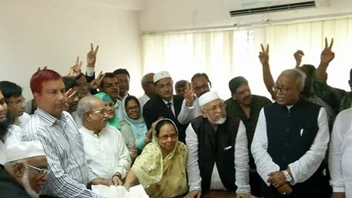 বাগেরহাট-৩ আসনে বিনা প্রতিদ্বন্দ্বিতায় জয়ী হচ্ছেন খালেকের স্ত্রী