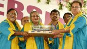 শেখ হাসিনাকে ডি.লিট ডিগ্রি দিল ভারতের নজরুল বিশ্ববিদ্যালয়