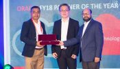 ওরাকলকানট্রি পার্টনার অফ দি ইয়ার পুরস্কার পেলেন আমরা টেকনোলজিস লিমিটেড