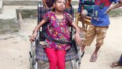 সংবাদ প্রকাশের পর প্রতিবন্ধীকে হুইল চেয়ার প্রেরন