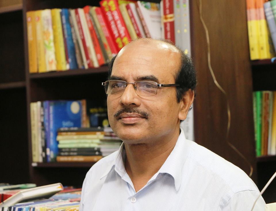 আনোয়ার কামাল এর গুচ্ছ কবিতা