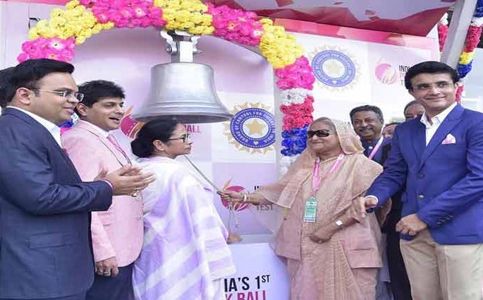 শেখ হাসিনাকে সৌরভের ধন্যবাদ, প্রতিদান দিতে আসছেন বাংলাদেশে