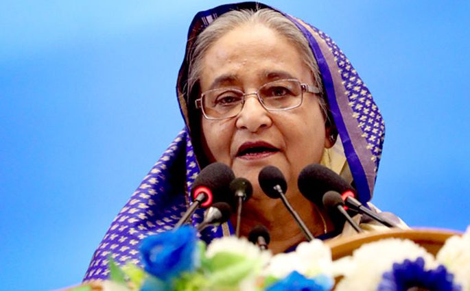 মুক্তিযোদ্ধাদের প্রধানমন্ত্রীর ঈদ শুভেচ্ছা, পাঠালেন ফুল মিষ্টি