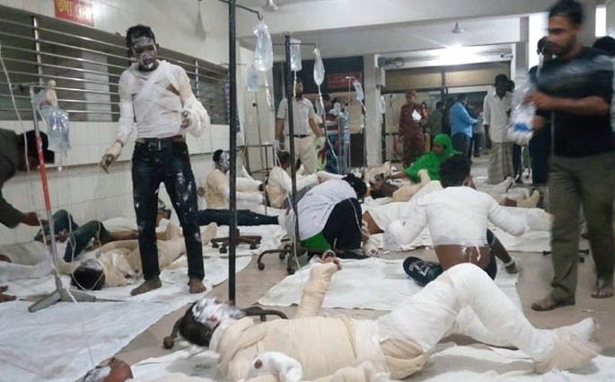 কেরানীগঞ্জে কারখানায় আগুনে পোড়াদের মৃত্যুর সংখ্যা বেড়েই চলেছে