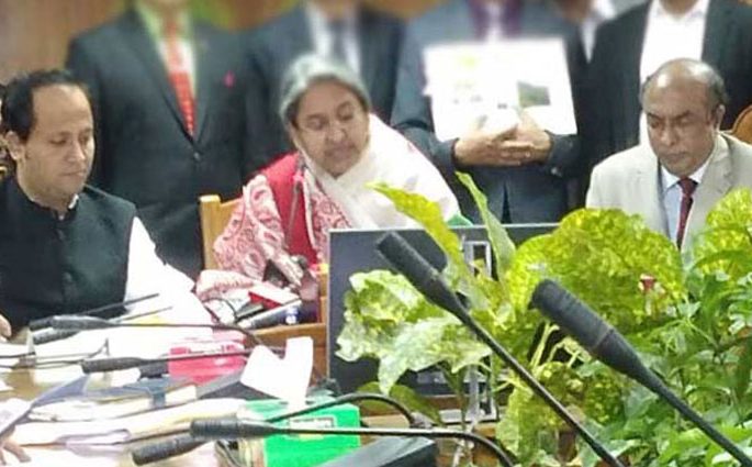 জিপিএ-৫ উন্মাদনা শিশুদের জীবন বিষিয়ে দিচ্ছে