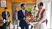 ওবায়দুল কাদেরকে এম এম শাহীনের ফুলেল শুভেচ্ছা