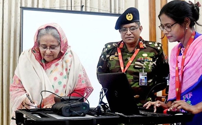 ই-পাসপোর্টে ১ মিনিটেরও কম সময়ে হবে ইমিগ্রেশন