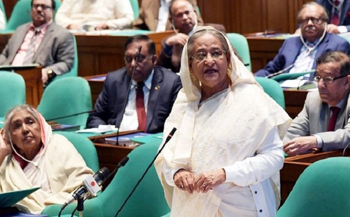 মতিঝিল আইডিয়ালে ওড়না নিষিদ্ধ, যা বললেন প্রধানমন্ত্রী