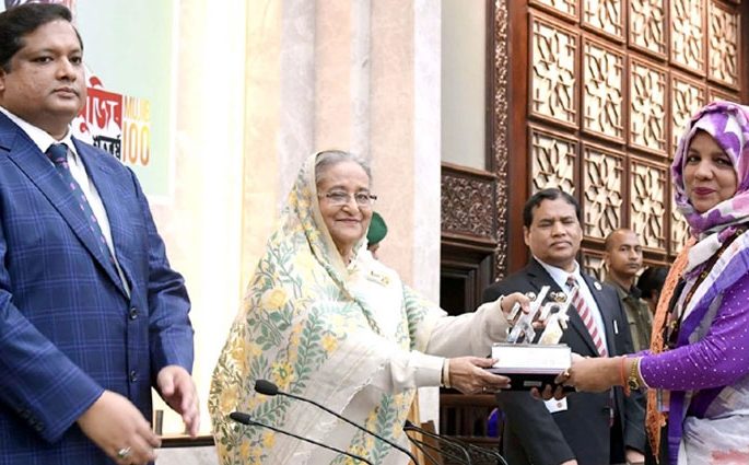 মুজিববর্ষে কেউ বেকার থাকবে না