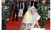 বঙ্গবন্ধুর প্রতিকৃতিতে প্রধানমন্ত্রীর শ্রদ্ধা নিবেদন