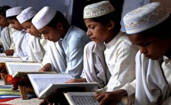 ডিগ্রি-মাস্টার্স পরীক্ষা নিতে পারবে কওমি মাদরাসা
