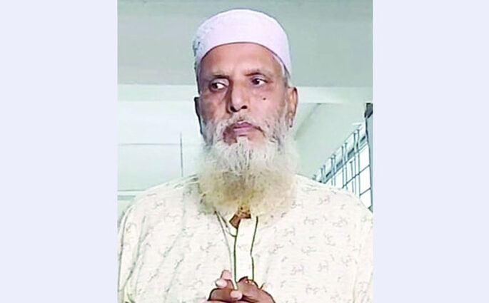 স্বাস্থ্য শিক্ষার প্রেস থেকে প্রশ্নপত্র বের করেন মেশিনম্যান সালাম