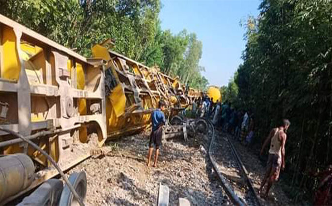 ২৩ ঘণ্টা পর সিলেটের সঙ্গে সারাদেশের রেল যোগাযোগ সচল হয়েছে