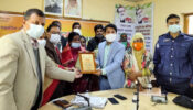 শ্রীমঙ্গলের চা শ্রমিক শিলা গোয়ালার হাতে শ্রেষ্ঠ জননী জয়িতা পুরস্কার,