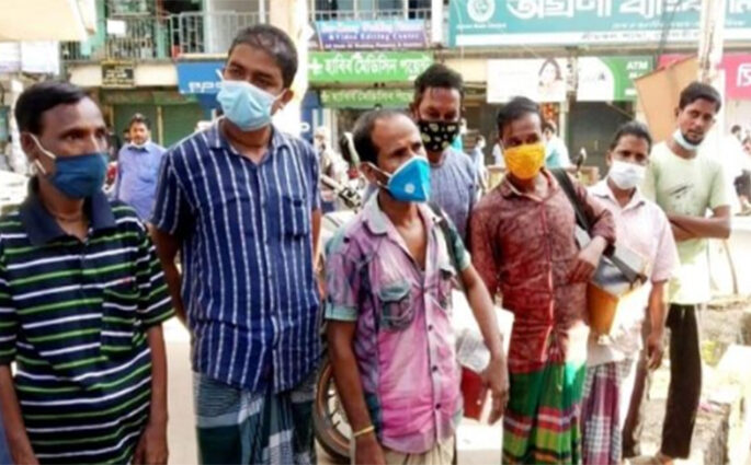 শ্রীমঙ্গলে মুচিদের উচ্ছেদ করল পৌরসভা – প্রতিবাদে অবস্থান কর্মসূচি