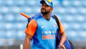 মুম্বাইয়ের নাইট ক্লাব থেকে গ্রেফতার রায়না