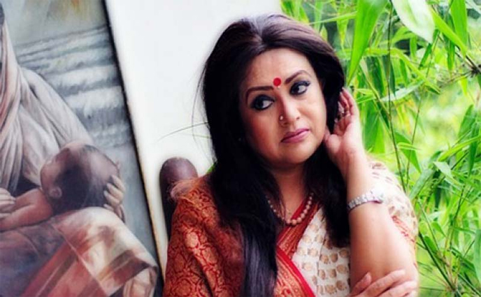 চলচ্চিত্র পুরস্কার অনুষ্ঠানে আমন্ত্রণ পাননি ববিতা