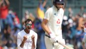 ইংল্যান্ডকে বিধ্বস্ত করে সিরিজে ফিরল ভারত