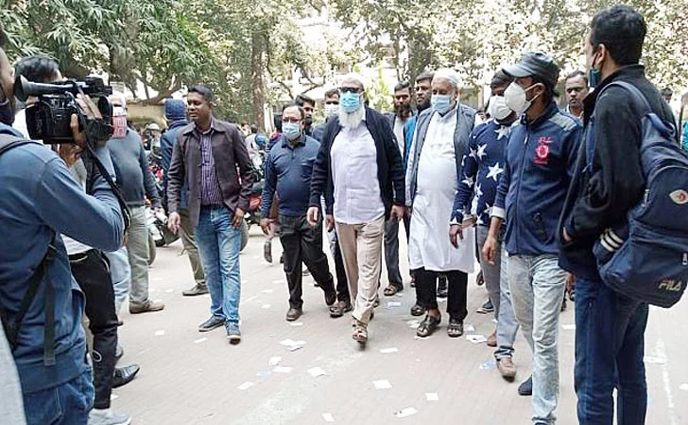 বিএনপির সালাউদ্দিন আত্মসমর্পণ করে কারাগারে