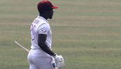 বোনারকে সেঞ্চুরি পেতে দিলেন না মিরাজ