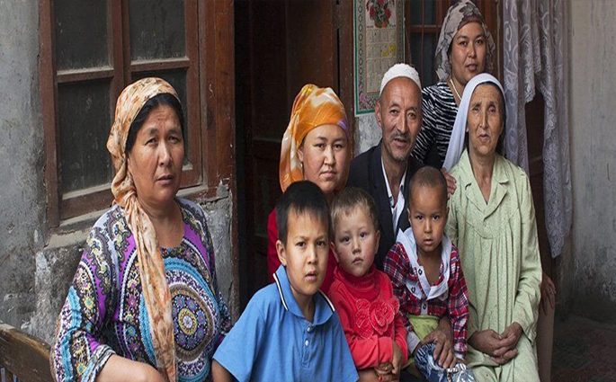 উইঘুরদের সঙ্গে চীনের আচরণকে ‘গণহত্যার’ স্বীকৃতি দিল কানাডা