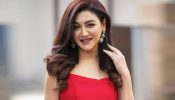 জয়ার সেলফি বিভ্রাট!