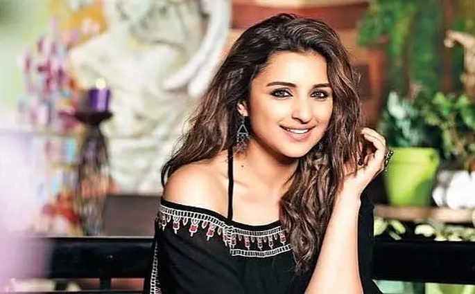 কেন কাঁদতেন পরিণীতি চোপড়া
