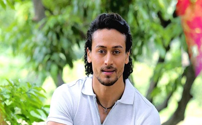টাইগার শ্রফের নাম ‘টাইগার’ কেন