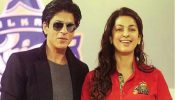 প্রথম দেখায় শাহরুখকে কী ভেবেছিলেন, জানালেন জুহি