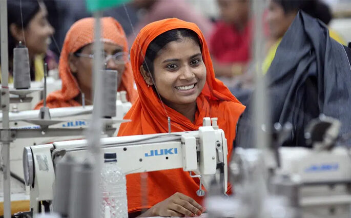 তৈরি পোশাক এবং বিমা খাতের জন্য নতুন কিছু নেই