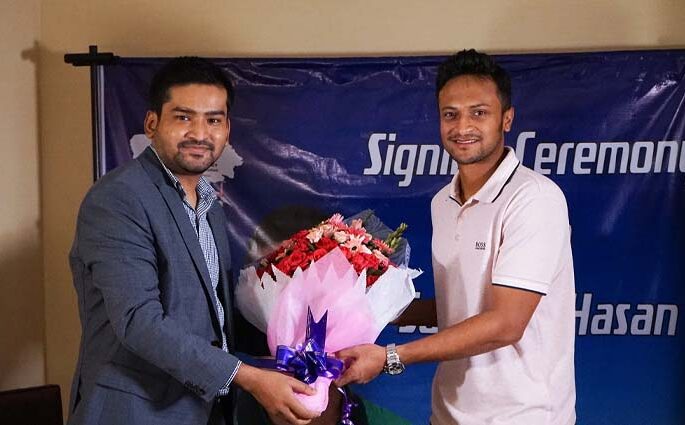 নিষেধাজ্ঞার মধ্যেই নতুন প্রতিষ্ঠানের সঙ্গে চুক্তি সাকিবের