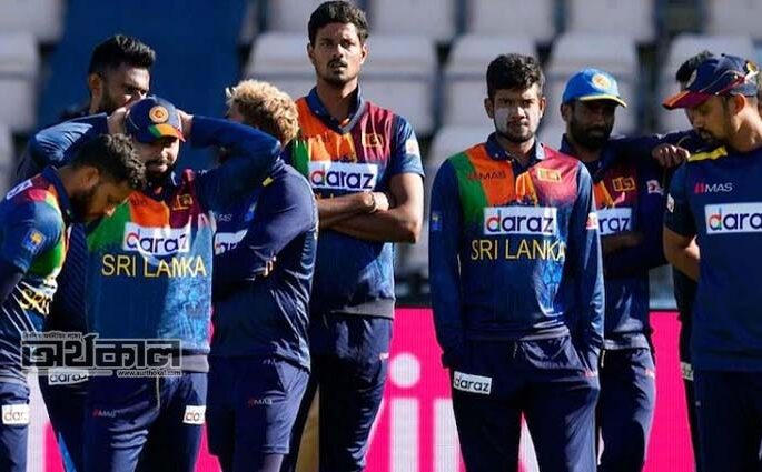 শ্রীলঙ্কার তিন ক্রিকেটার বহিষ্কার