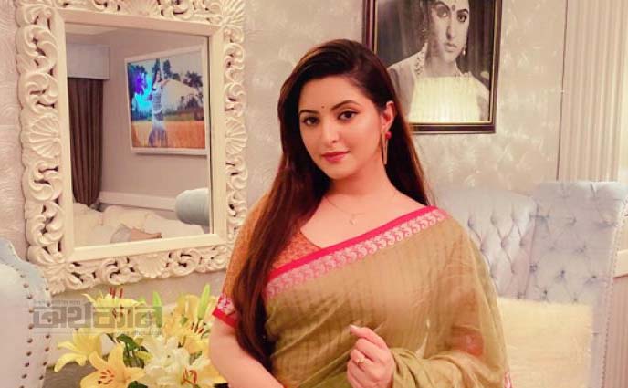 আদালতে হাজির হননি পরীমণি, অসন্তুষ্ট বিচারক
