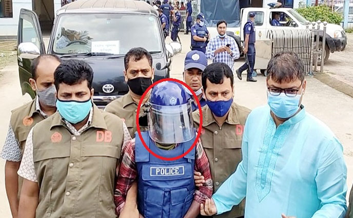 কুমিল্লা পুলিশ লাইন্সে রাখা হয়েছে ইকবালকে