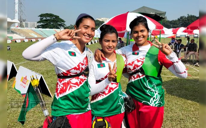 বাংলাদেশের প্রথম পদক আনলো মেয়েরা
