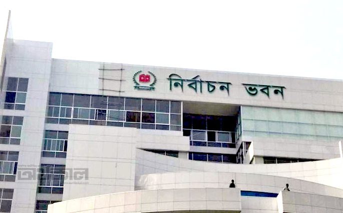 ৪র্থ ধাপের ইউপি ভোটে ৭২ শতাংশই স্বতন্ত্র প্রার্থী