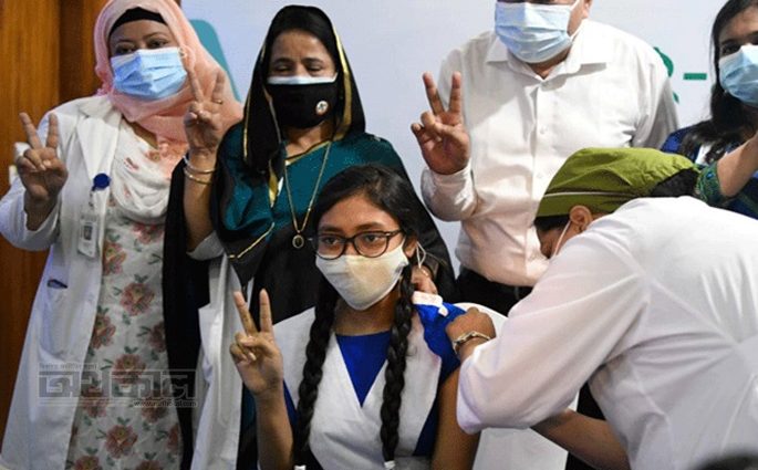 টিকা পেলো ৯ হাজার শিক্ষার্থী
