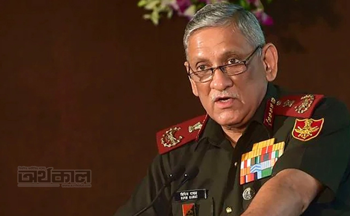 ভারতের প্রতিরক্ষাপ্রধানকে নিয়ে হেলিকপ্টার বিধ্বস্ত
