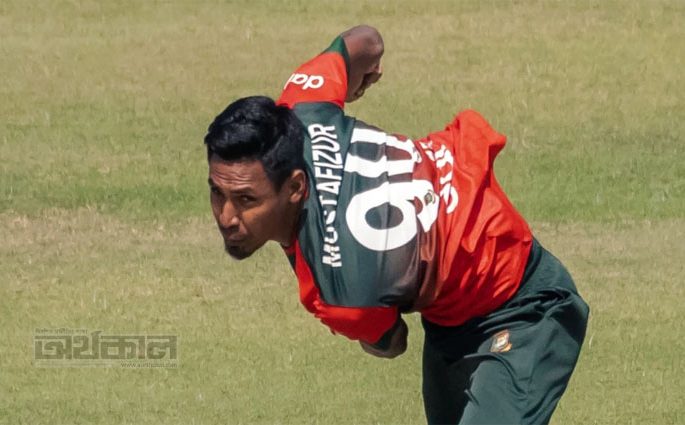 আইসিসির টি-টোয়েন্টির বর্ষসেরা একাদশে বাংলাদেশি পেসার মোস্তাফিজ