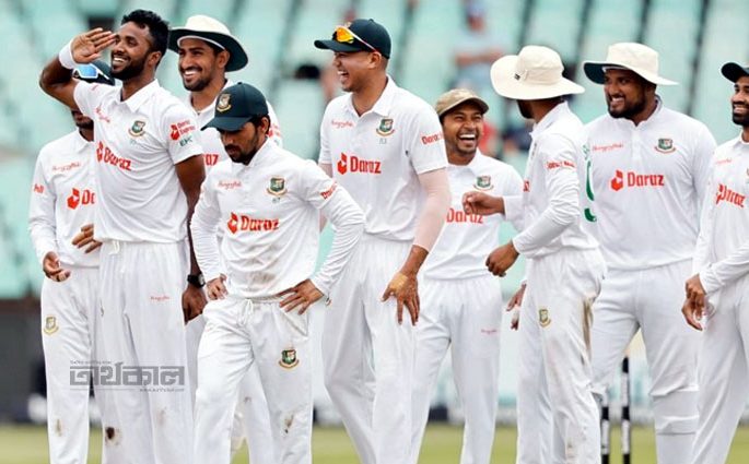 দ্রুত ২ উইকেট নিয়ে লড়াইয়ে ফিরছে বাংলাদেশ