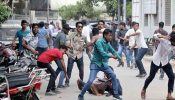 ছাত্রলীগের ৩২ নেতাকর্মীর বিরুদ্ধে হত্যাচেষ্টা মামলা