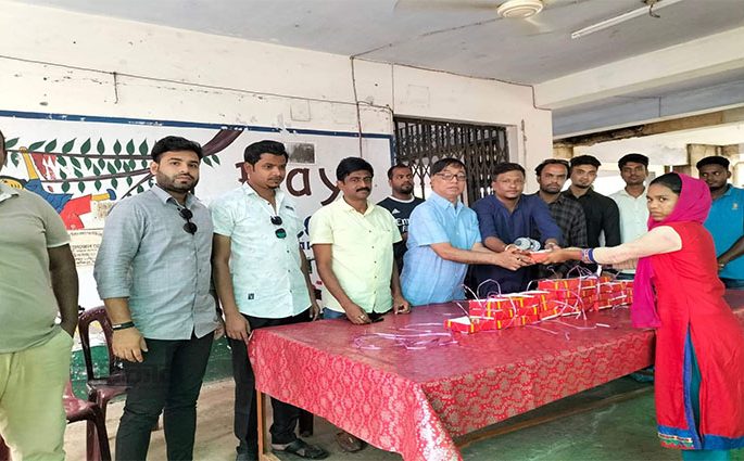 সাবেক উপজেলা চেয়ারম্যান রনধীর কুমার দেব এর প্রথম মৃত্যু বার্ষিকী পালন
