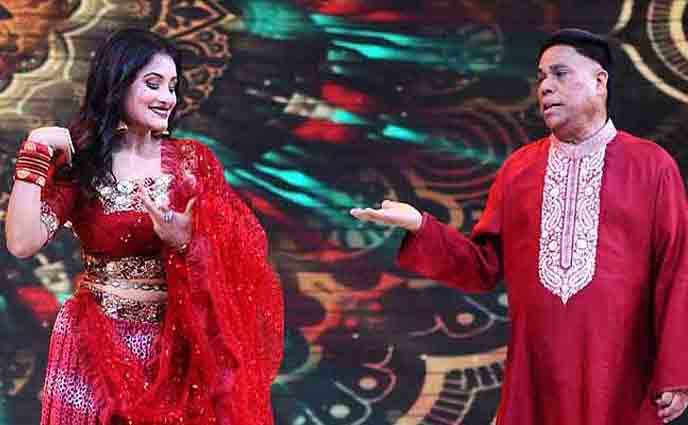 নিজেই লিখেছেন, ঈদে ৯ গান শোনাবেন মাহফুজুর রহমান