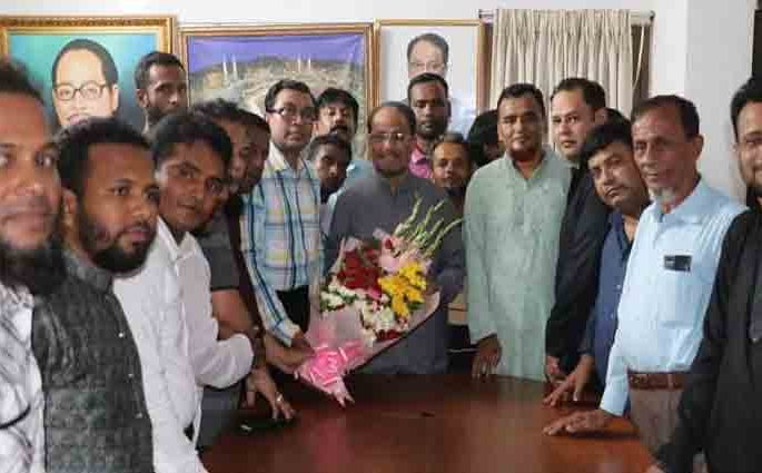 ভোটাধিকার ব্যতীত গণতন্ত্র নিশ্চিত হয় না
