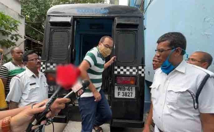 ফের কলকাতার আদালতে তোলা হবে পিকে হালদারকে