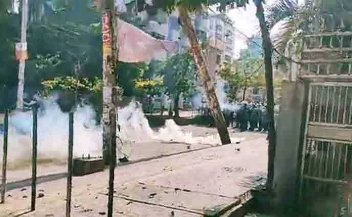 মিরপুরে আওয়ামী লীগ-বিএনপি নেতাকর্মীদের সংঘর্ষ