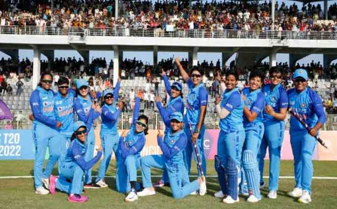 কোহলিদের সমান ম্যাচ ফি ভারতের মেয়েদের