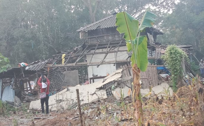 পশ্চিমবঙ্গে তৃণমূল নেতার বাড়িতে বোমা বিস্ফোরণে নিহত ৩