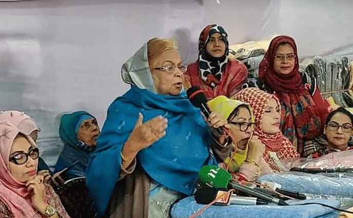 দেশের জনগণ না খেয়ে মরছে: সেলিমা রহমান